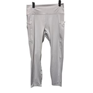 Fabletics PureLuxe White Leggings with pockets  Size Medium (see notes)
